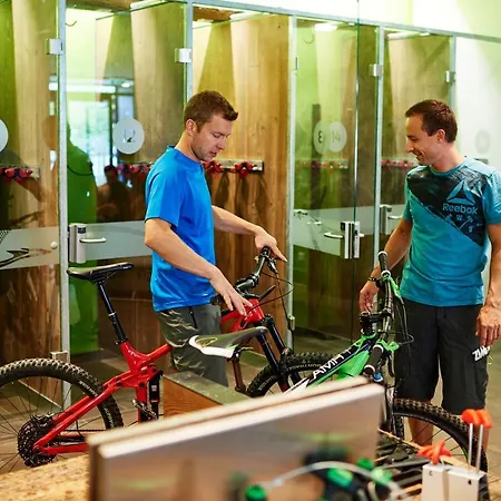 Отель Explorer Бад Кляйнкирххайм