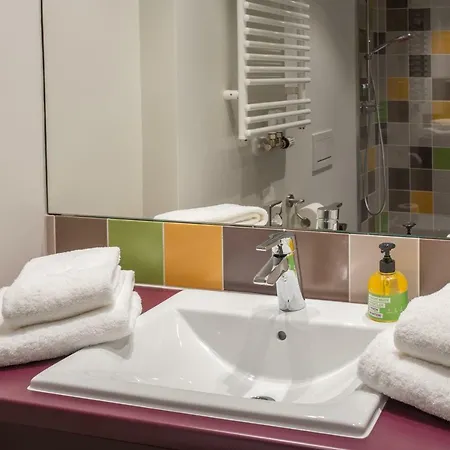 Explorer Hotell