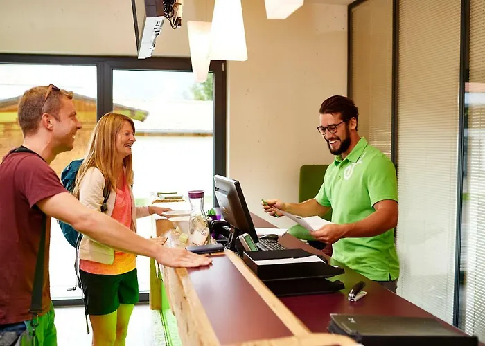 فندق Explorer 4*